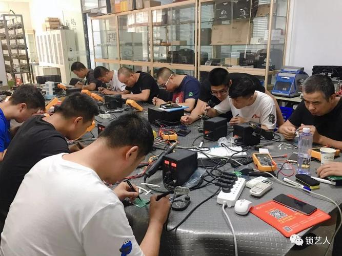 找开锁师傅开锁换锁多钱? - 知乎 找开锁师傅开锁换锁多钱? - 知乎